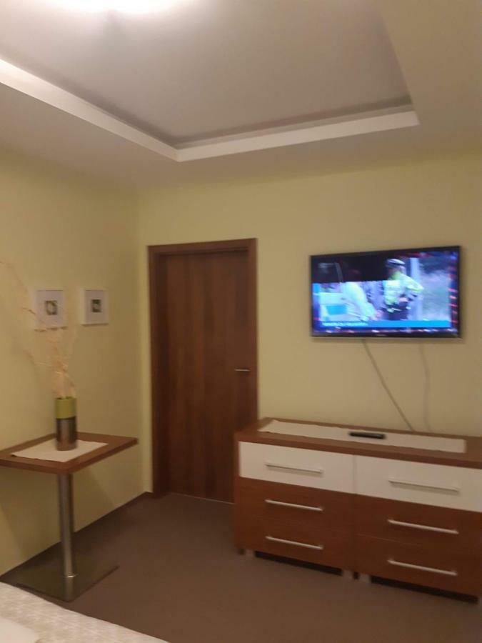 Penzion Hastrman Bańska Bystrzyca Zewnętrze zdjęcie